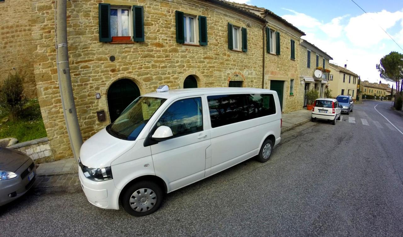 Il Gatto Sulla Finestra Hotel Iesi Exterior photo